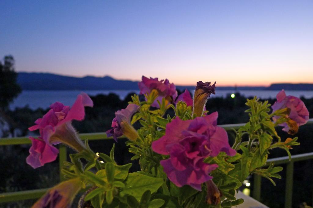 Ampoulos Rooms & Apartments Kedro Esterno foto