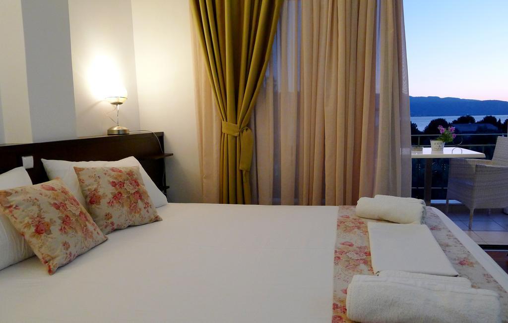 Ampoulos Rooms & Apartments Kedro Esterno foto